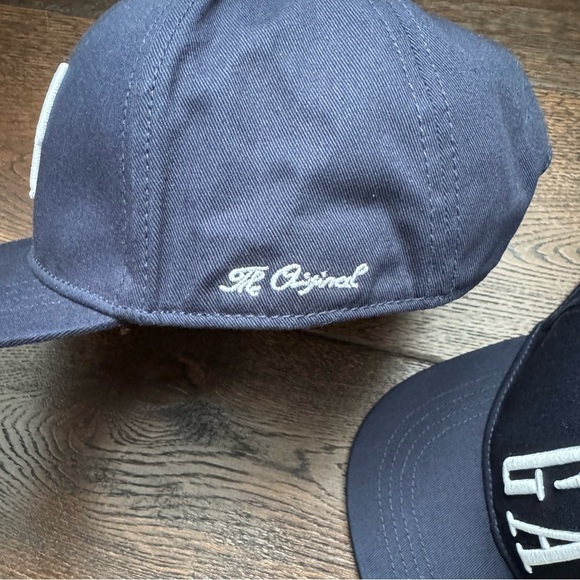 GAP Baseball Cap - 2 - Picture 4 of 7